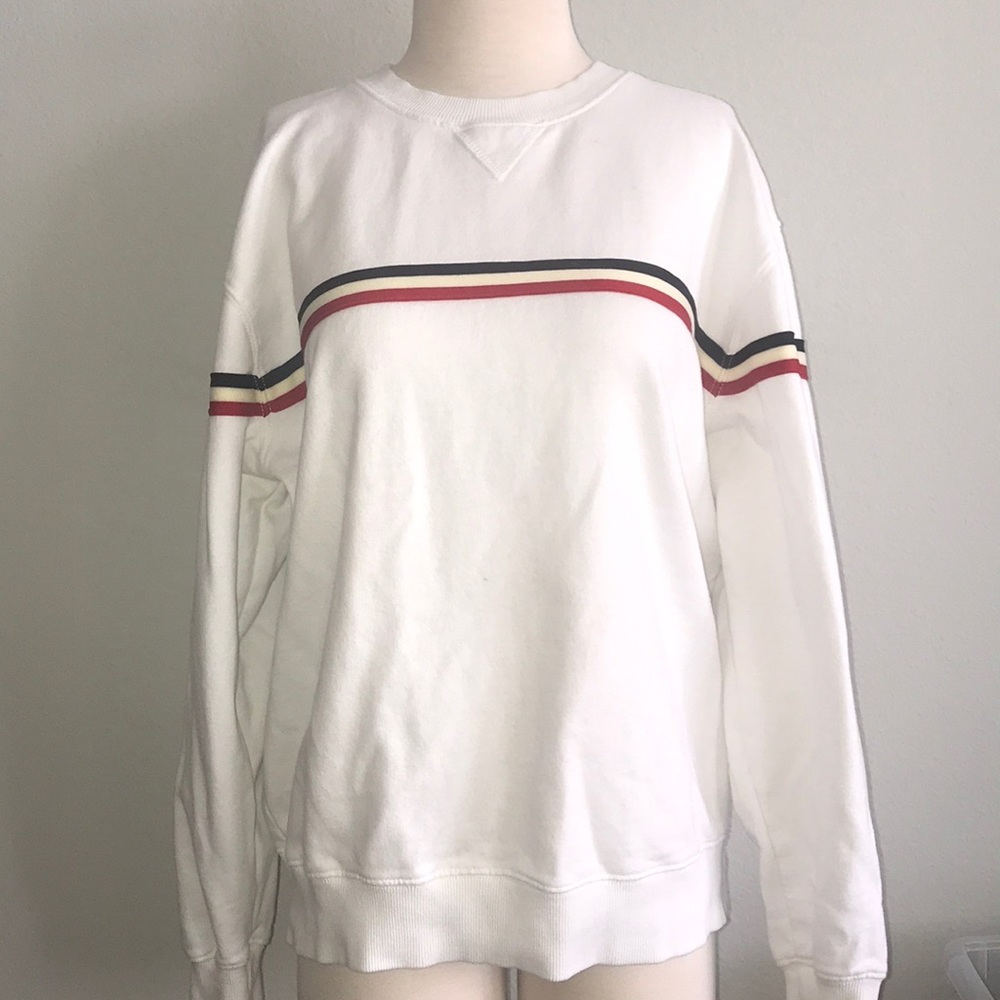 BRANDY MELVILLE WHITE STRIPED CREWNECK